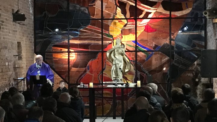 Msza święta w podziemnej kaplicy Kopalni Guido
